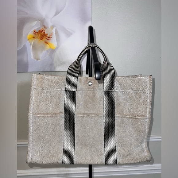 Hermès Authentic Paris Fourre Tout MM Gray Canvas Tote Hand Bag! - Picture 7 of 15